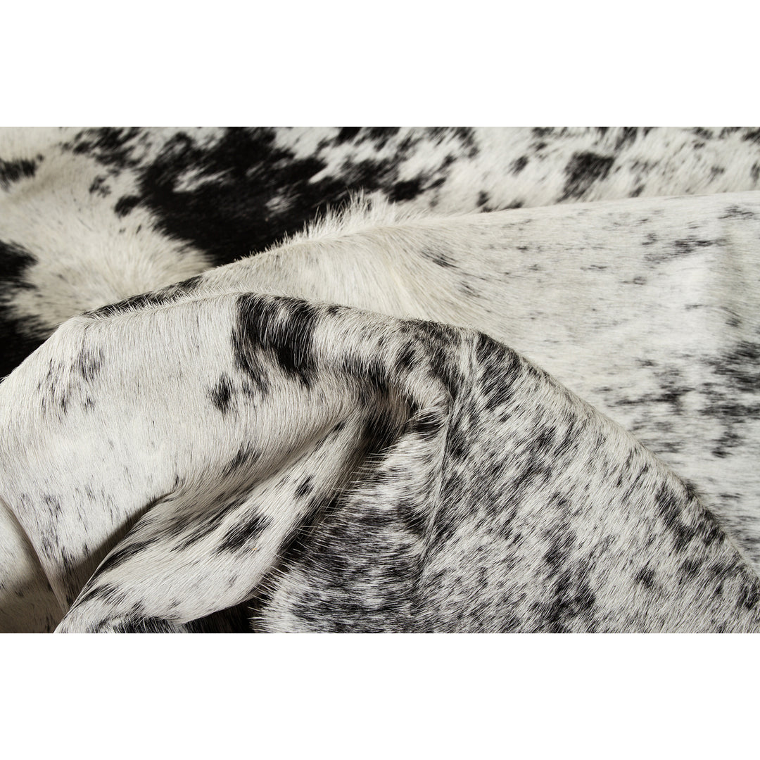 Kobe Cowhide Rug 1-Piece Black White Natural Soft Brazilian Image 4