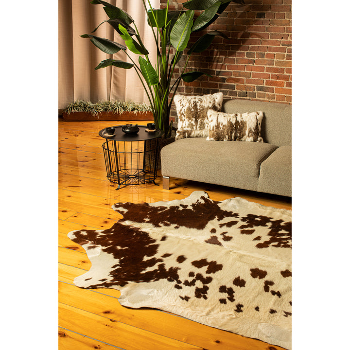 Natural  Kobe Cowhide Rug  1-Piece  S and p white/brown Image 4