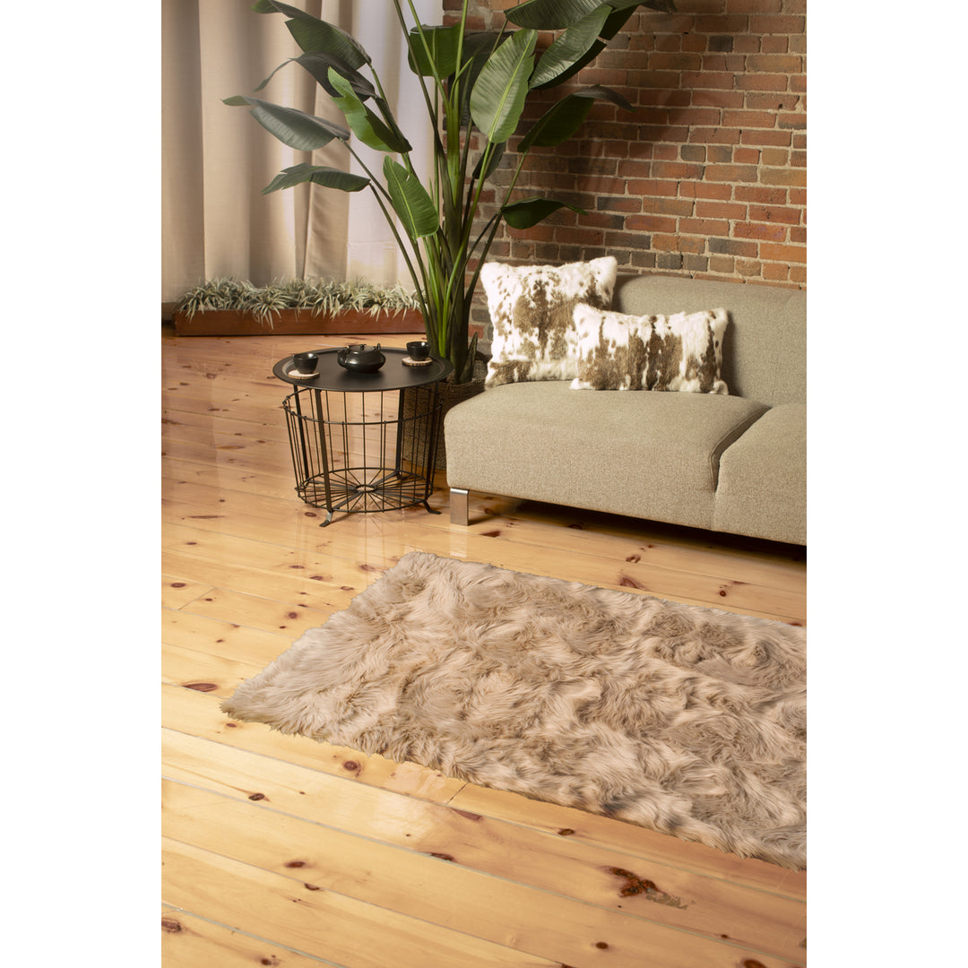 Luxe Hudson Faux Sheepskin Rug Taupe 3x5 Soft Natural Fiber Cozy Image 3