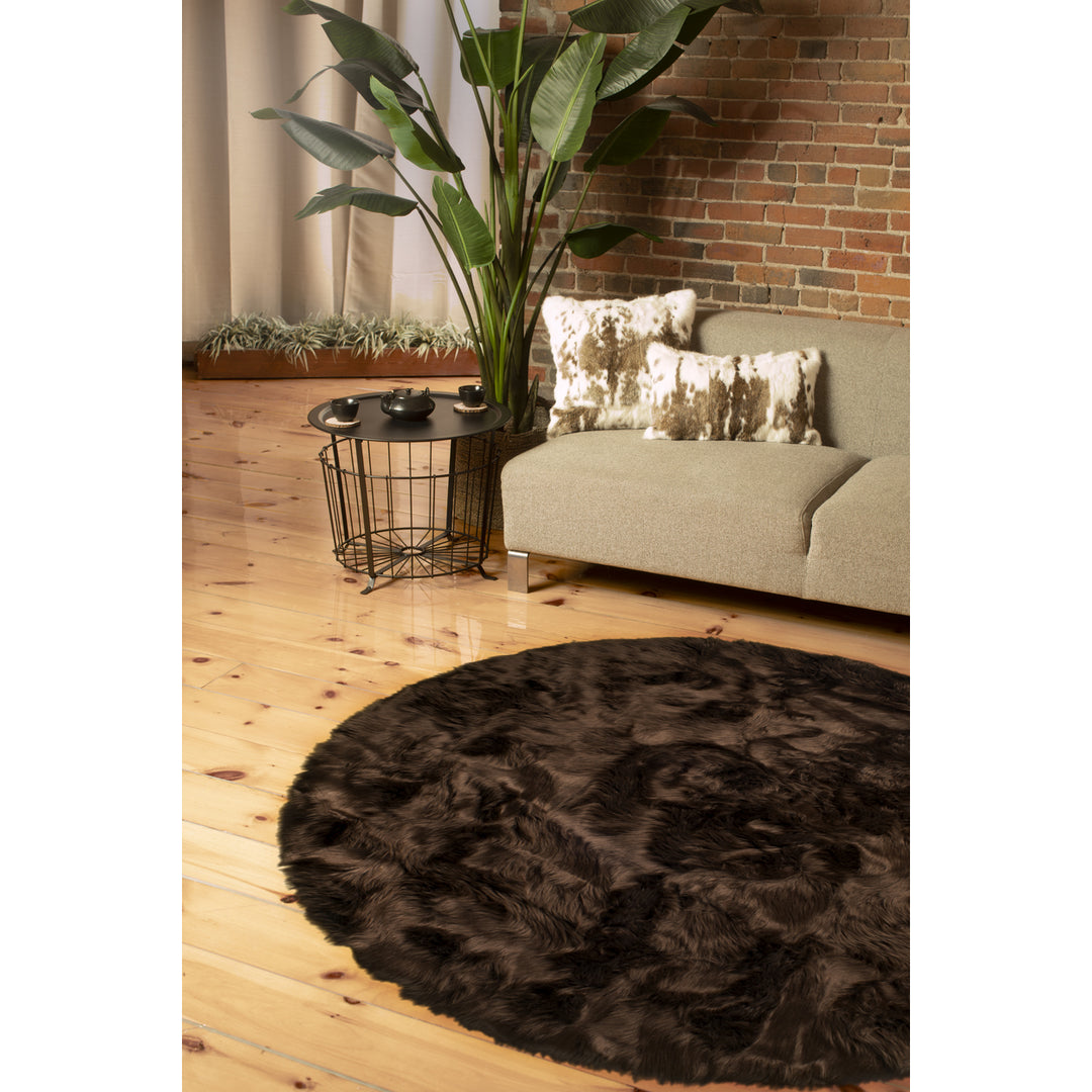 Luxe Faux Sheepskin Circular Rug 6ft Soft Natural Color 1-Piece Image 3