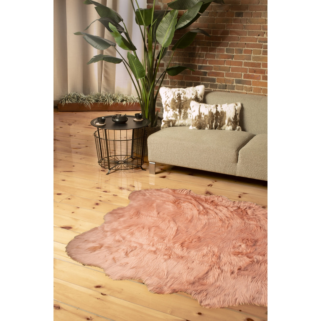 Luxe Gordon Faux Sheepskin Rug 5x6 Natural 100% Wool Soft Plush Image 6