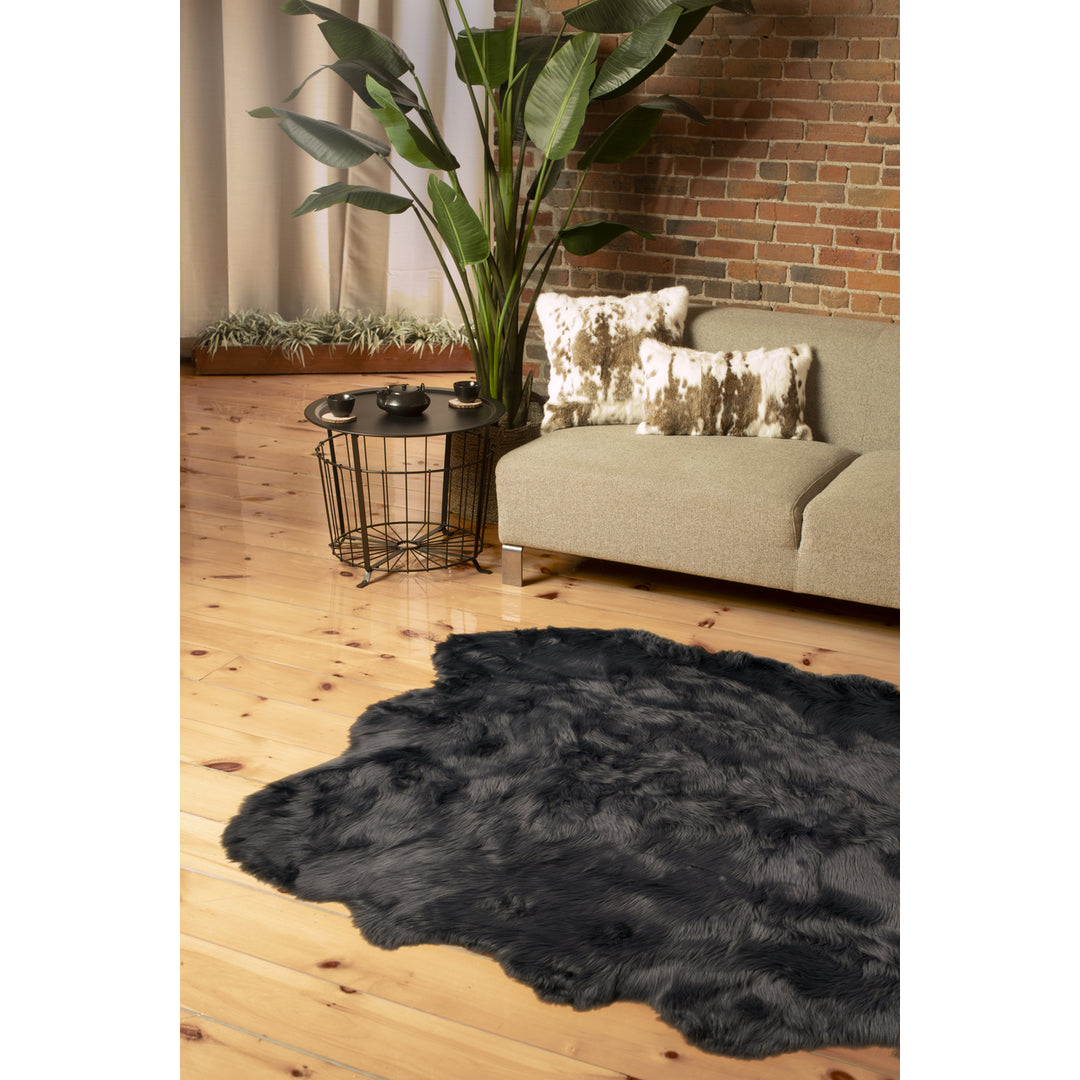 Luxe Gordon Faux Sheepskin Rug 5x6 Natural 100% Wool Soft Plush Image 9