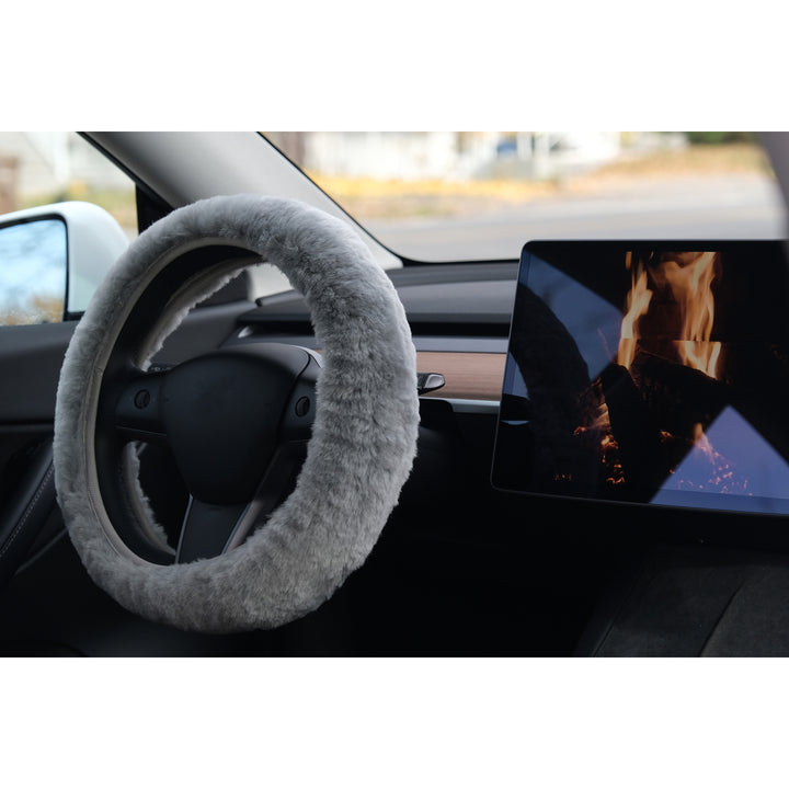 Natural Automotive Classic Sheepskin Steering Wheel Cover  1-Piece Image 12