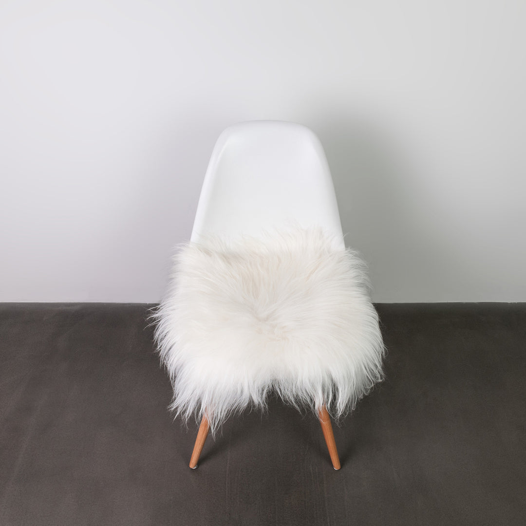 Natural  Icelandic Sheepskin Chair Pad  2-Piece  15"x15" Image 7