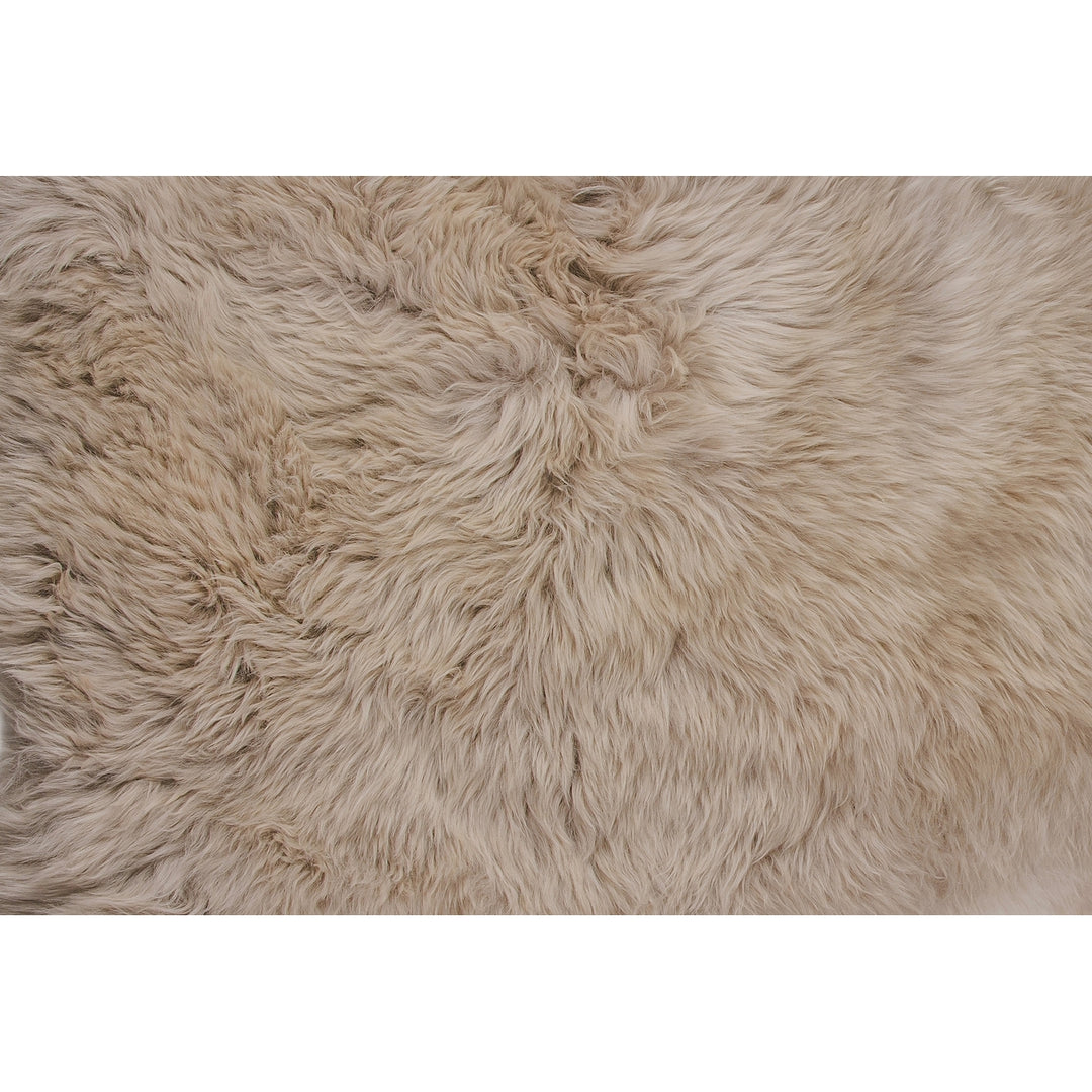 Natural  Zealand Sheepskin Rug 5x6 Feet 100% Natural faux Image 5