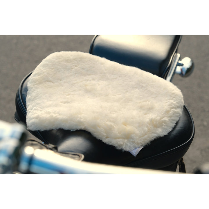Natural Automotive Classic Sheepskin Chair Pad  1-Piece  Beige Image 4