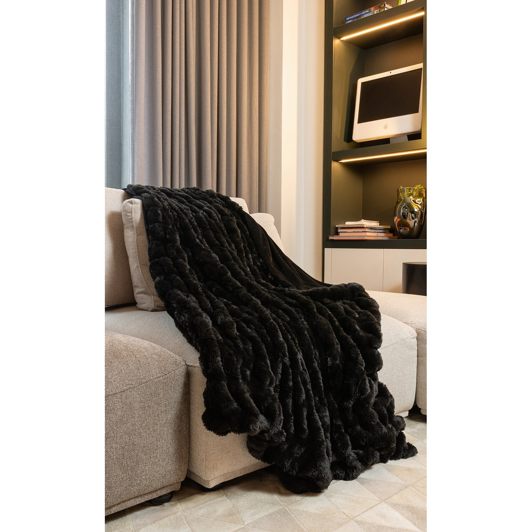 Luxe Faux faux Throw Blanket 50x60 Soft Plush Animal Free Fibers Image 3