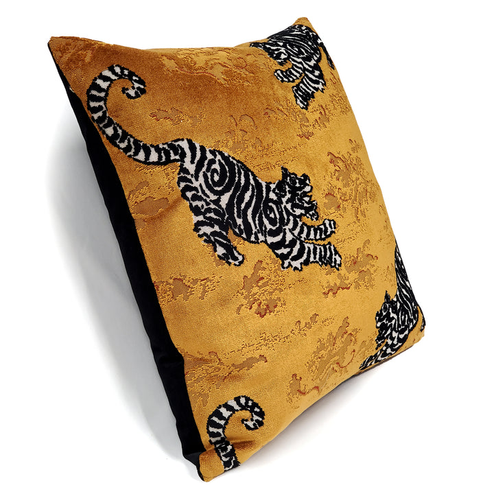 Bongol Velvet Tiger Throw Pillow 26x26, with Polyfill Insert Image 3