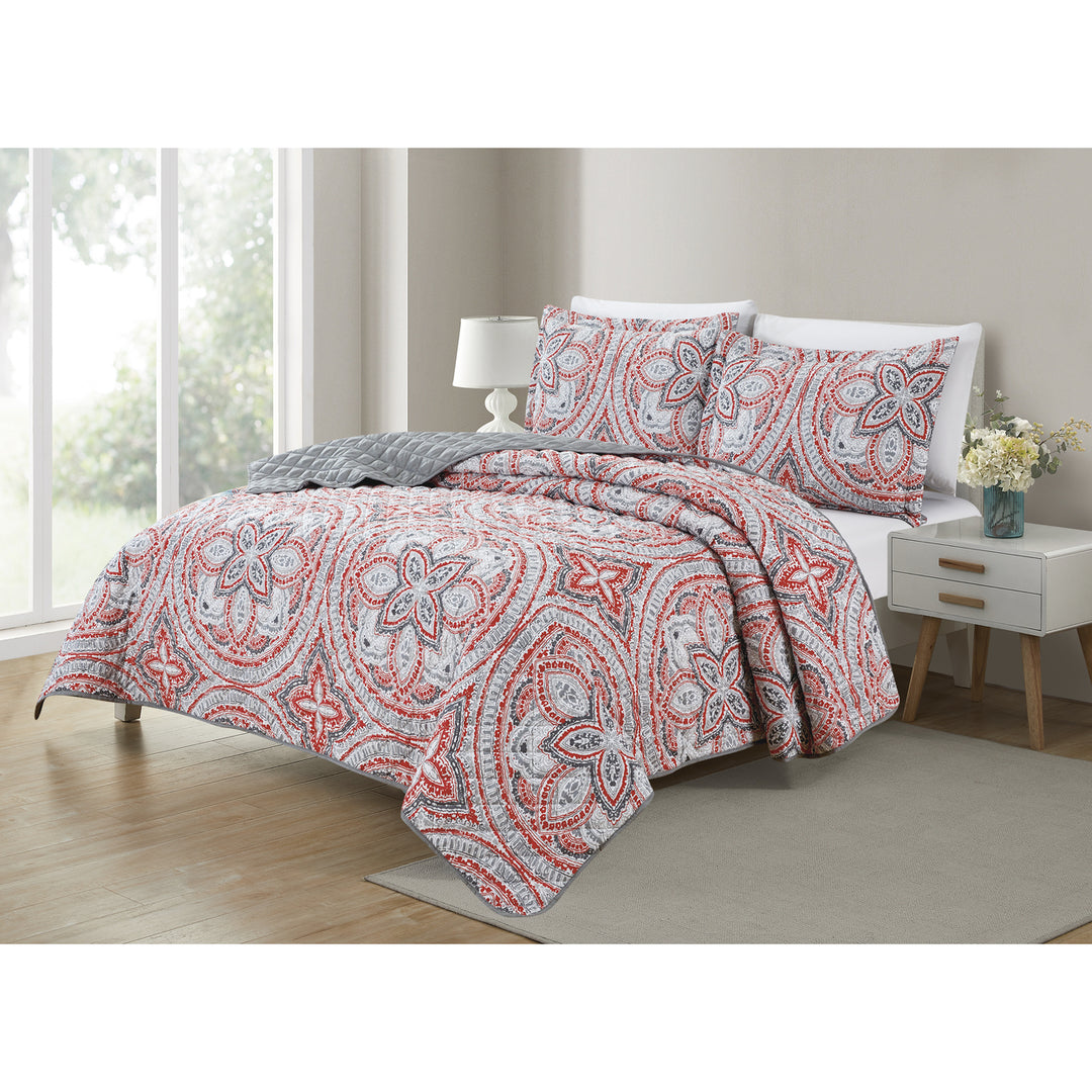 Bibb Home Reversible Quilt Set King Size Lightweight Diamond Pattern Microfiber Image 1