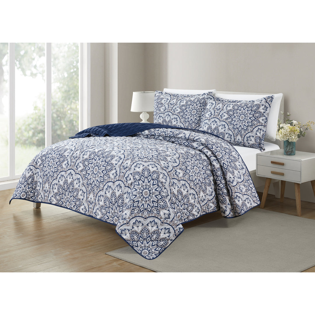 Bibb Home 3 Piece Printed Reversible Quilt Set Image 5