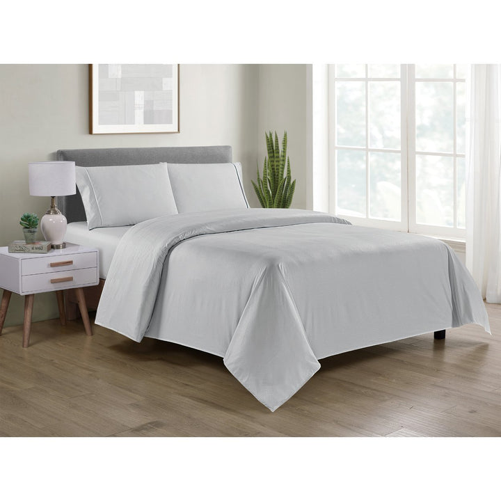 Bamboo 4 Piece Luxury Chevron Embossed Sheet Set Image 3