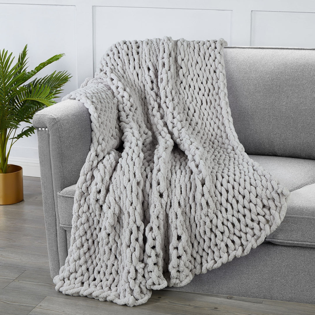 Kathy Ireland Chenille Chunky Knit Throw Blanket 50x60 Inch Soft Acrylic Gray Image 4