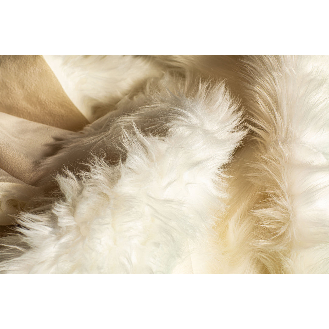 Luxe Arlington Faux Sheepskin Circular Rug Off-White 6 Foot Diameter Image 2