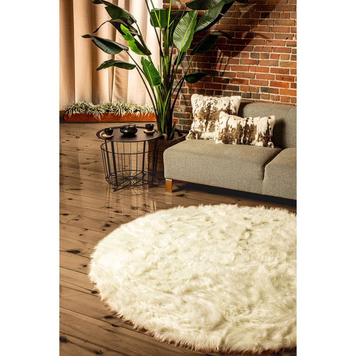 Luxe Arlington Faux Sheepskin Circular Rug Off-White 6 Foot Diameter Image 4