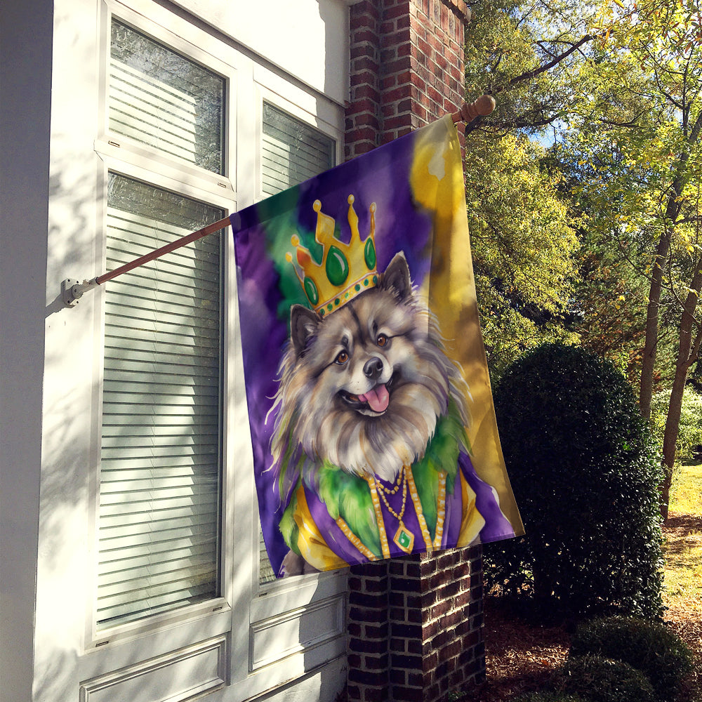 Keeshond King of Mardi Gras House Flag Image 2