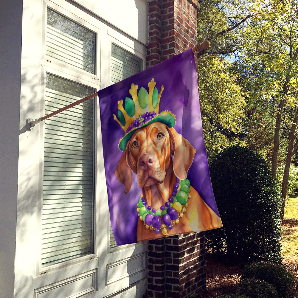 Vizsla King of Mardi Gras House Flag Image 2