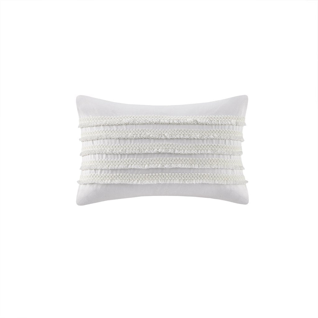 Gracie Mills Tisha Artisanal Cotton Oblong Pillow - GRACE-13340 Image 1