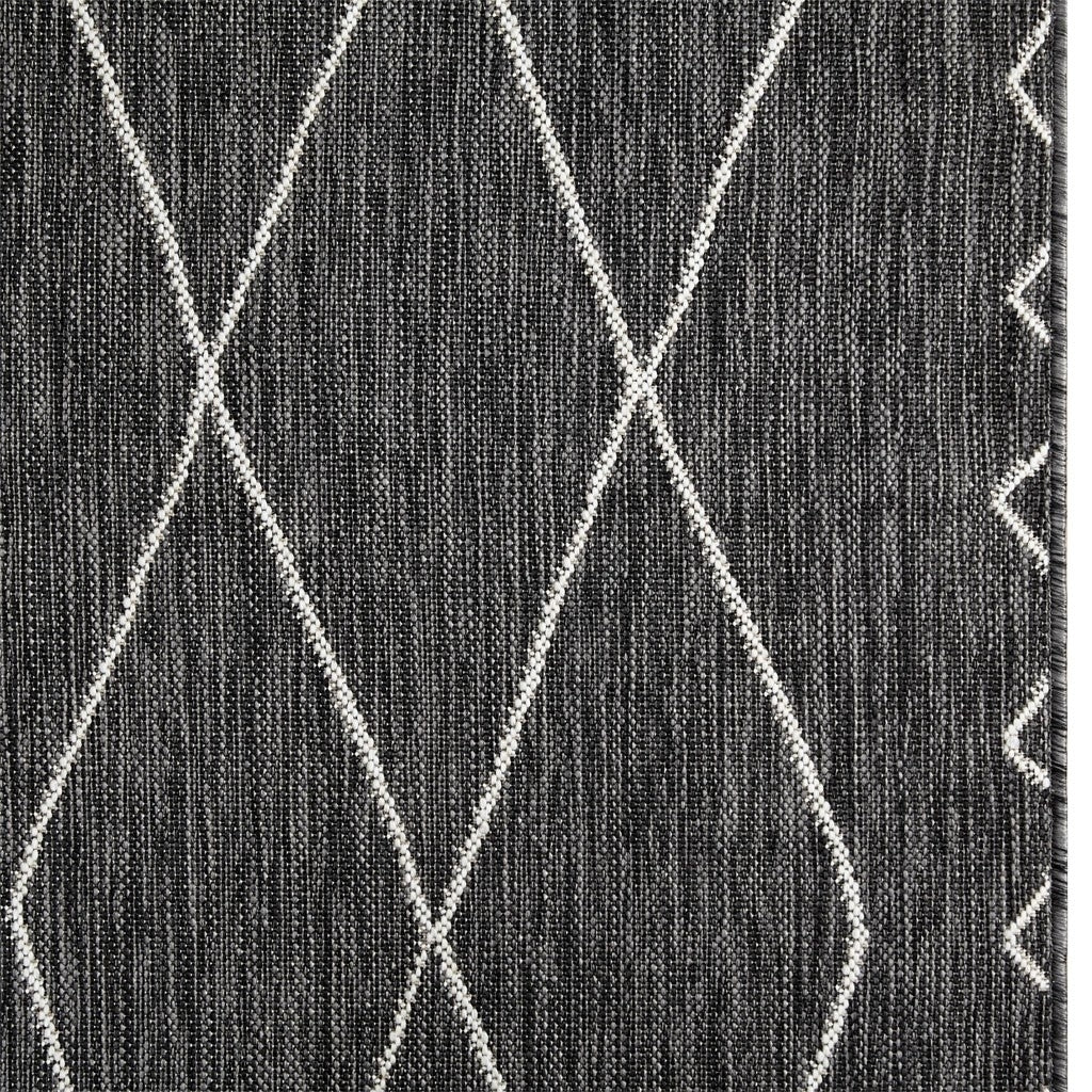 Gracie Mills Lucille Geometric Moroccan Indoor/Outdoor Rug - GRACE-13411 Image 3