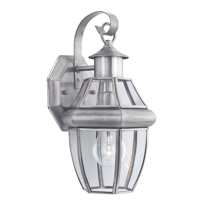 Heritage 13.25 High 1-Light Outdoor Sconce Image 3
