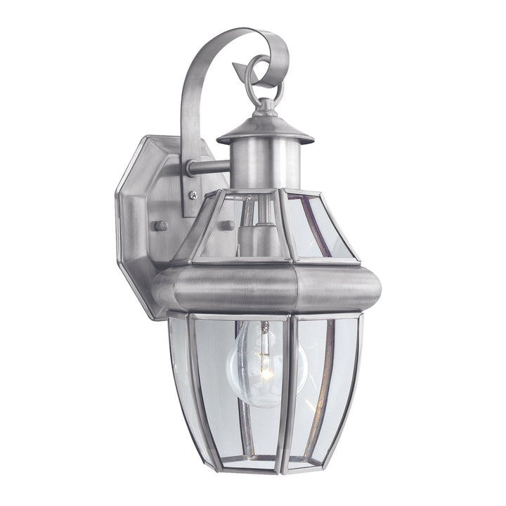 Heritage 13.25 High 1-Light Outdoor Sconce Image 1