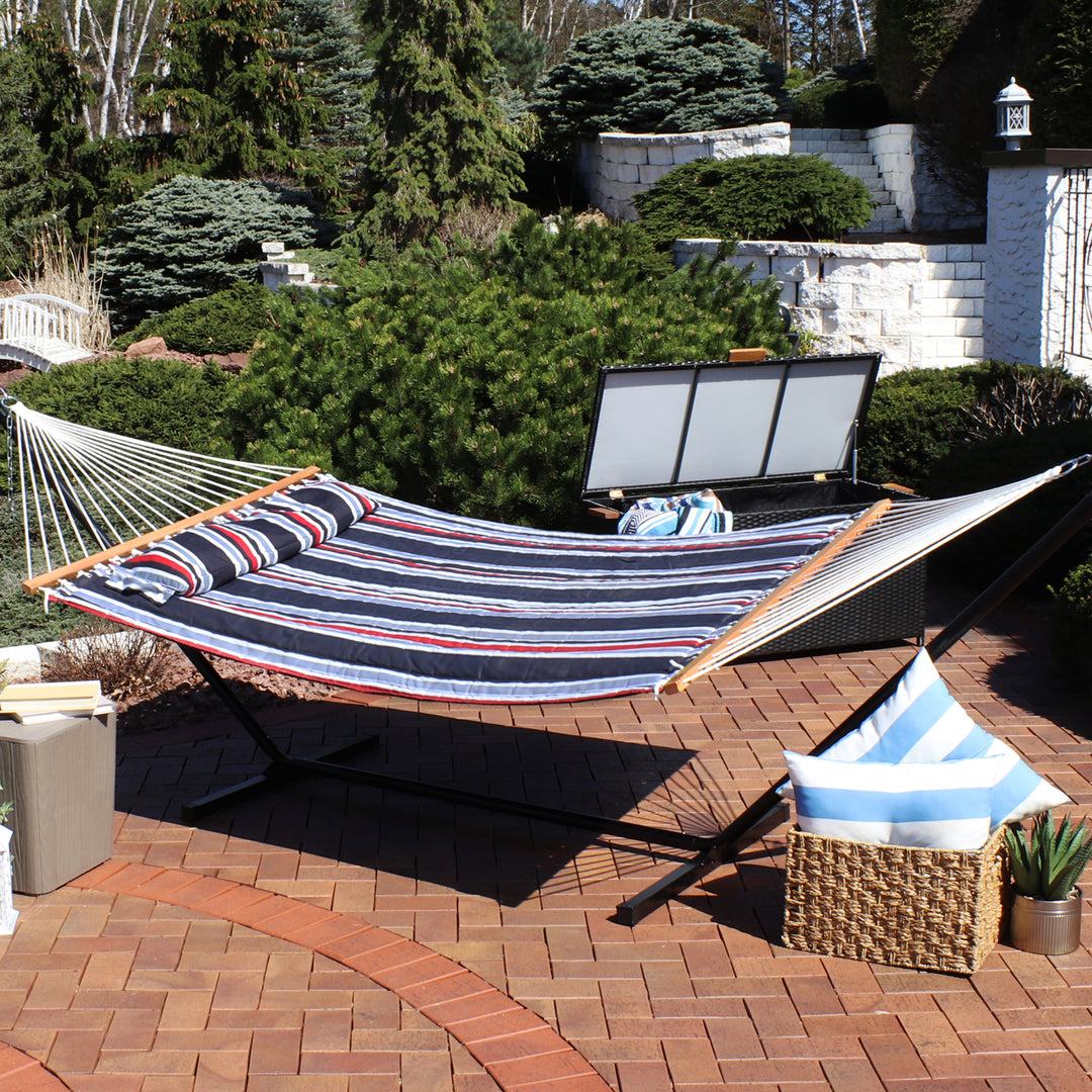 Sunnydaze Large Quilted Fabric Hammock with Spreader Bars - Nautical Stripe Image 4