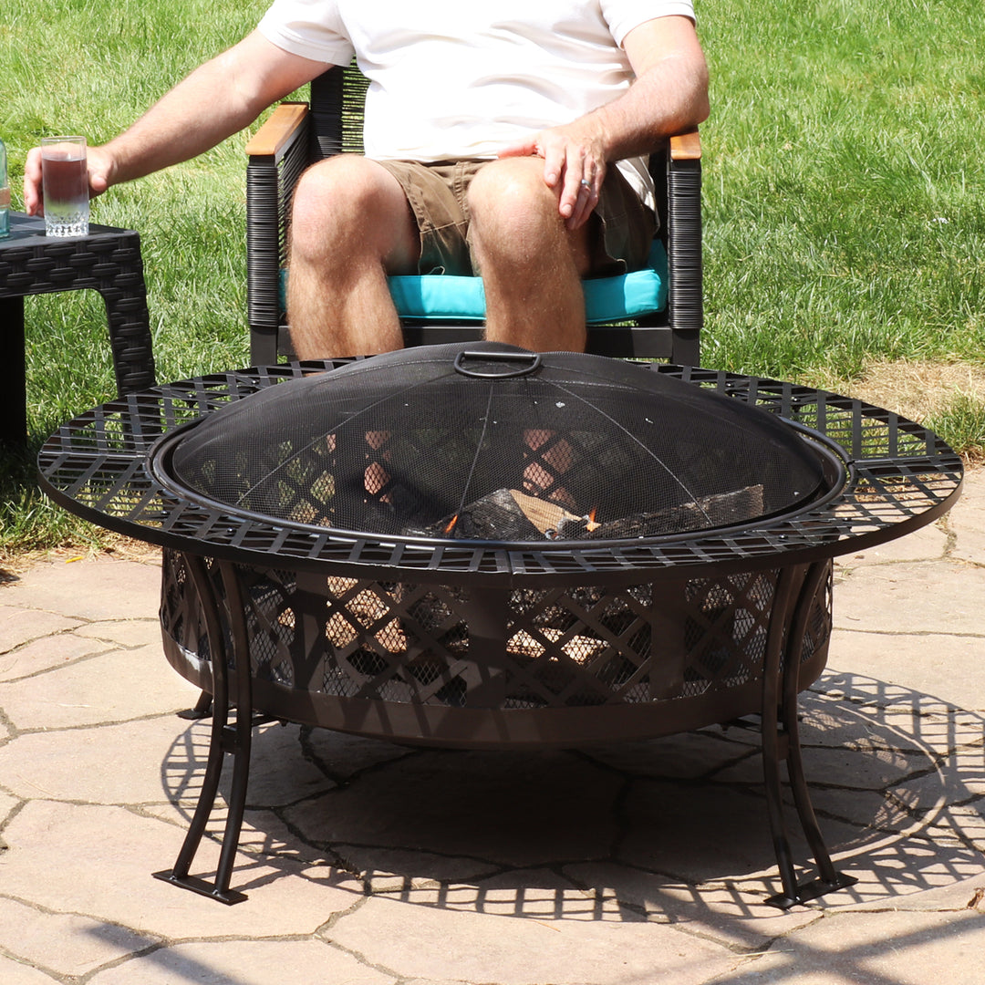 Sunnydaze 40 in Diamond Weave Steel Fire Pit with Spark Screen and Poker Image 8