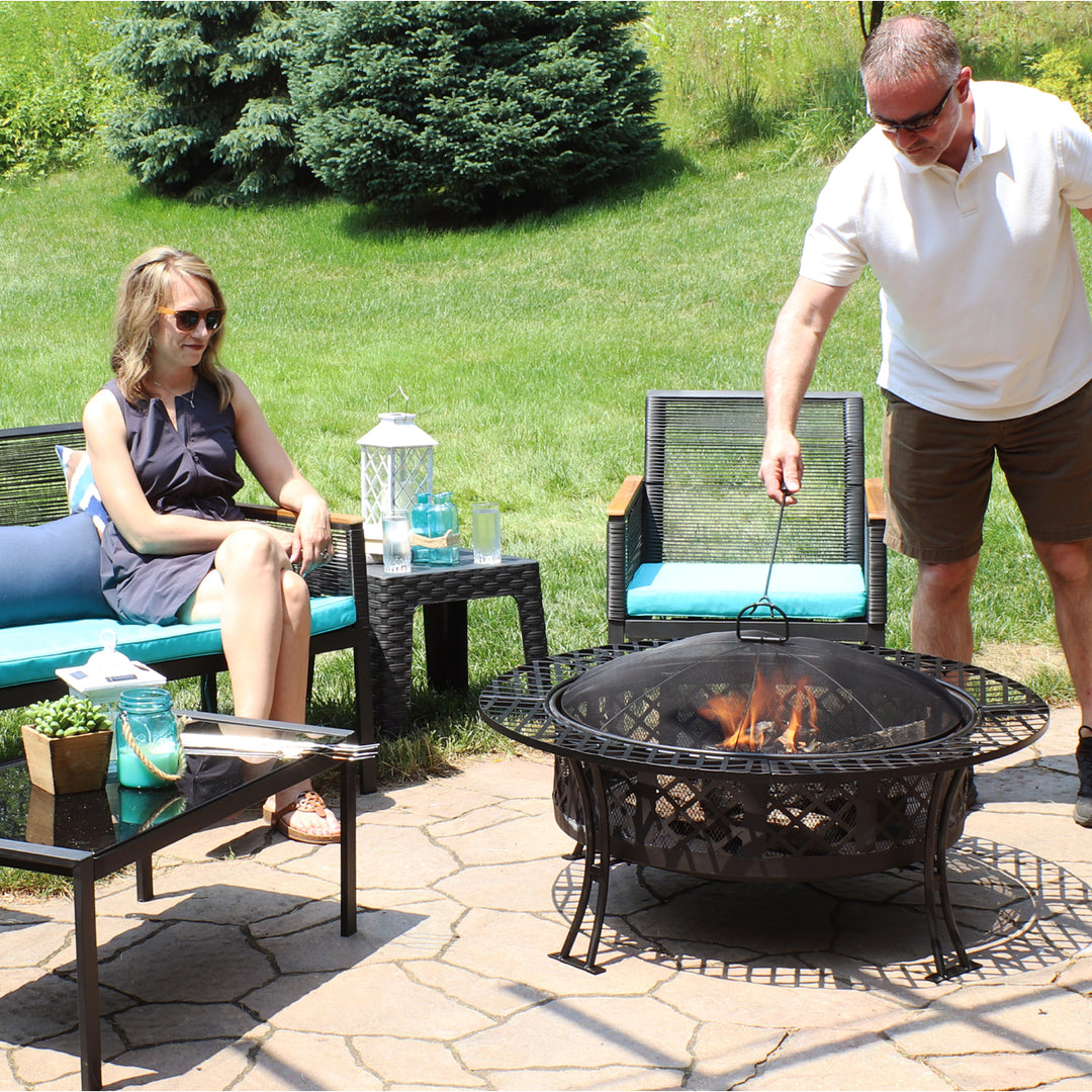 Sunnydaze 40 in Diamond Weave Steel Fire Pit with Spark Screen and Poker Image 5