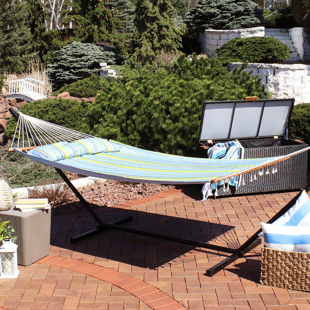 Sunnydaze Large Quilted Fabric Hammock with Spreader Bars - Blue and Green Image 5