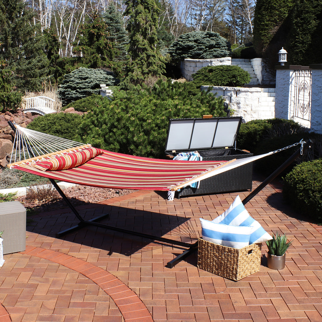 Sunnydaze 2-Person Quilted Fabric Hammock with Steel Stand and Pillow - Red Image 4