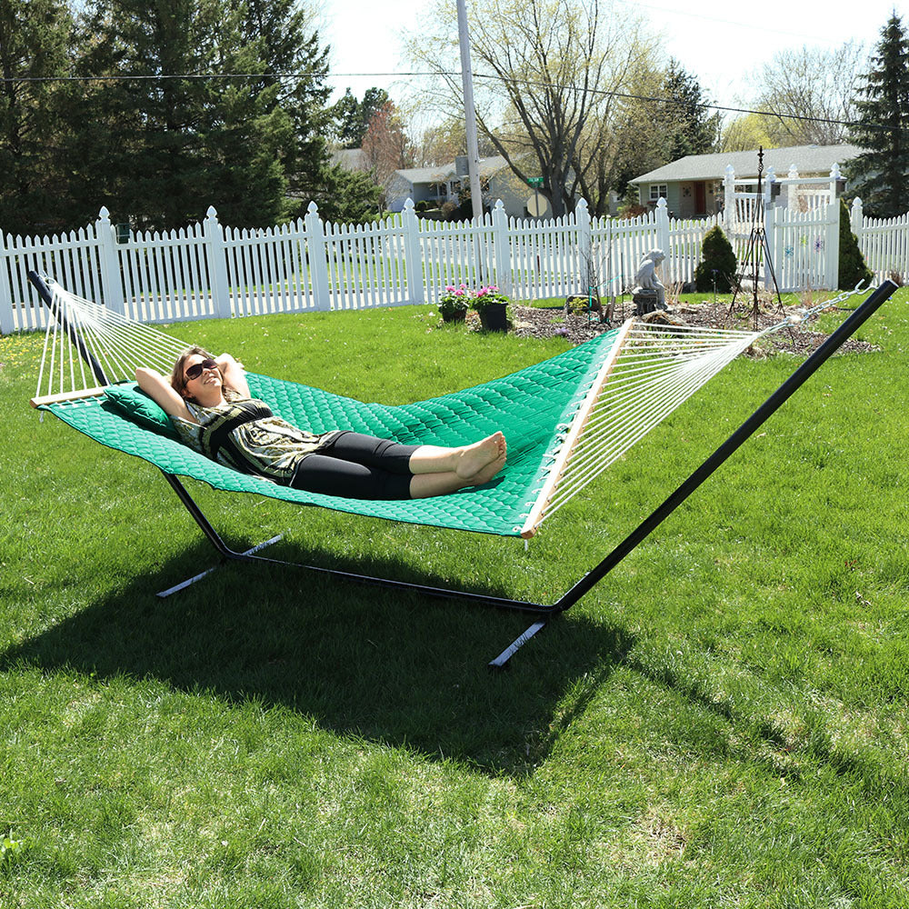 Sunnydaze 2-Person Quilted Fabric Hammock with Steel Stand - Green Image 2