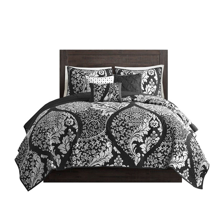 Gracie Mills Muriel 6 Piece Damask Printed Cotton Quilt Set with Throw Pillows - GRACE-10690 Image 1