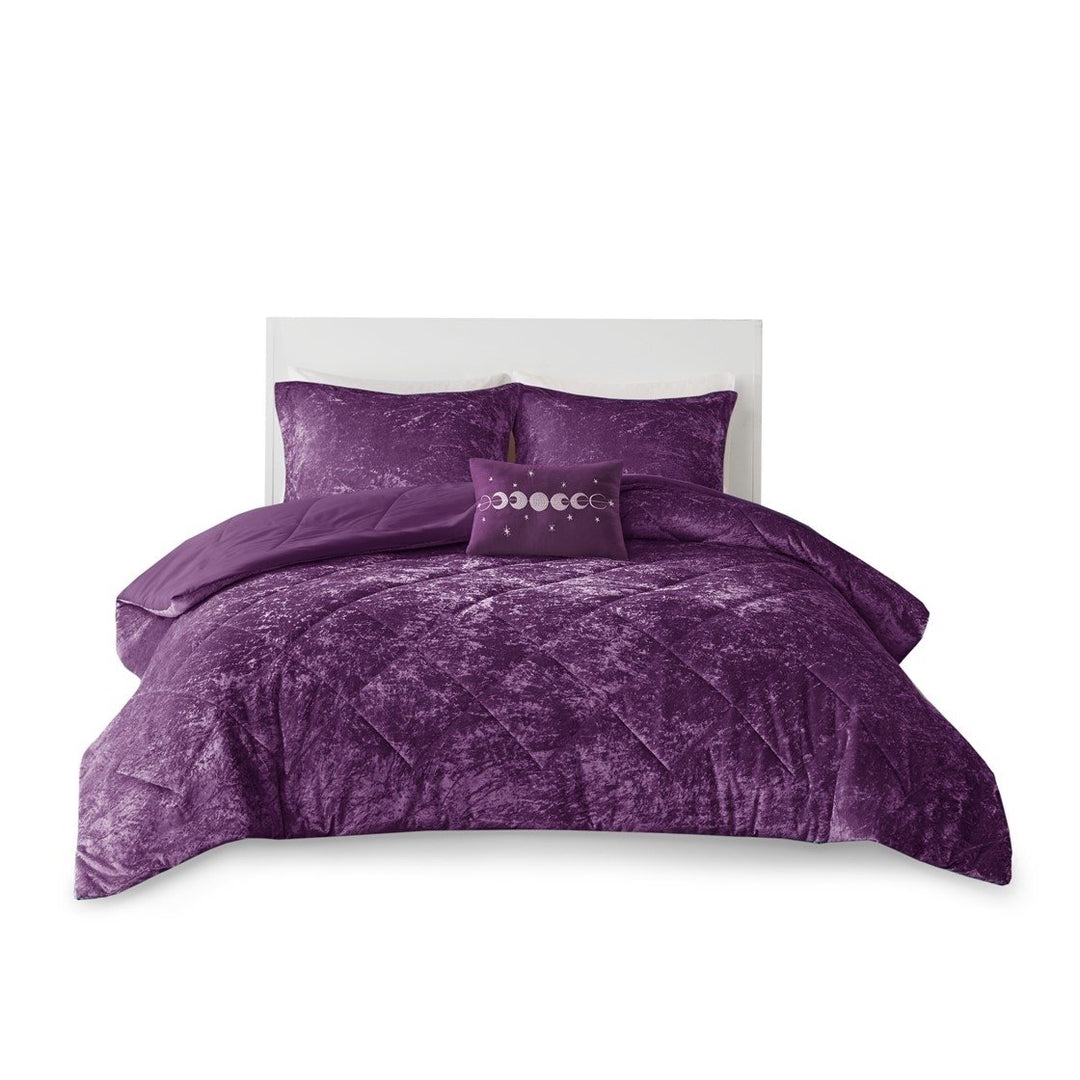 Gracie Mills Eirlys Velvet Comforter Set - GRACE-11993 Image 1