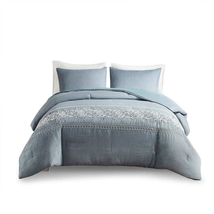 Gracie Mills Alyssa All-Season Serenity: 3-Piece Reversible Cotton Coverlet Set - GRACE-13759 Image 1