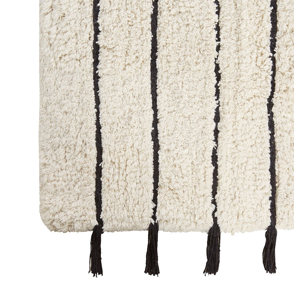 Gracie Mills Marquis Tassel Stripe Cotton Tufted Bath Rug - GRACE-14663 Image 2