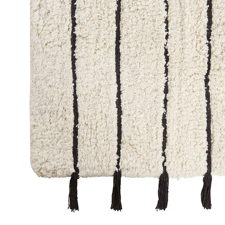 Gracie Mills Marquis Tassel Stripe Cotton Tufted Bath Rug - GRACE-14663 Image 2