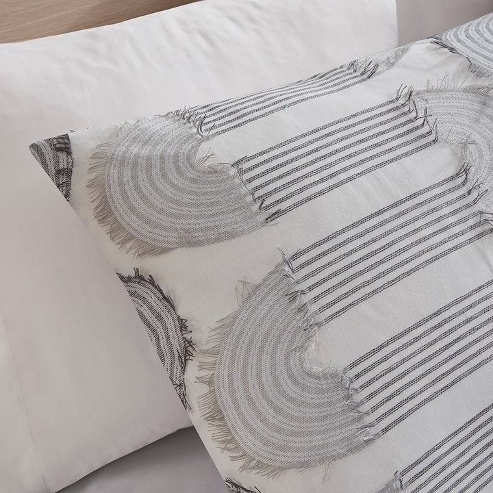 Gracie Mills Jermaine Luxurious Harmony: Clip Jacquard Comforter Set - GRACE-15133 Image 3