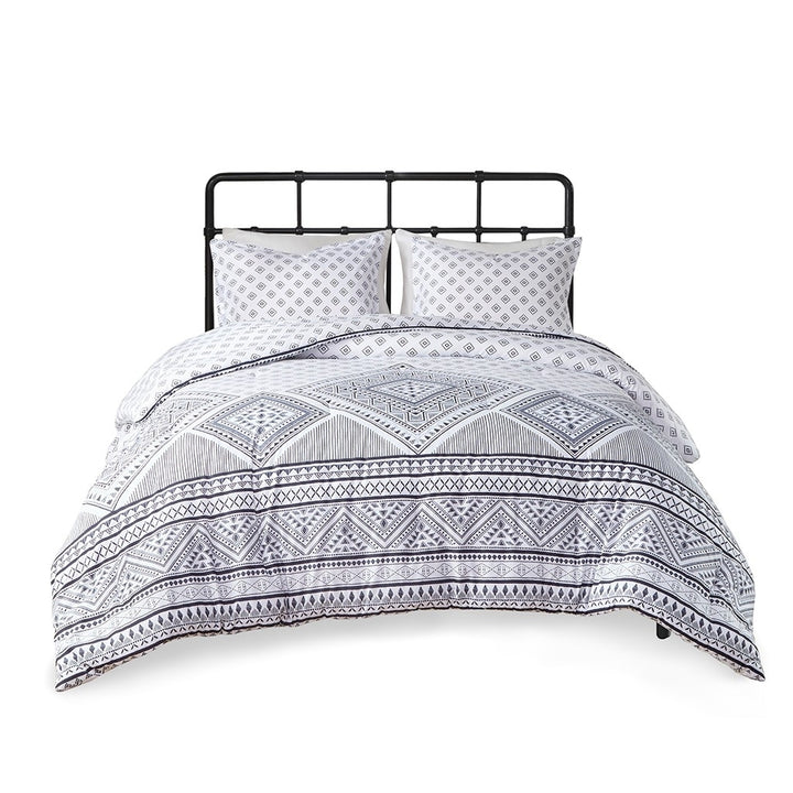 Gracie Mills Johnny Adaptable Beauty Reversible Comforter Collection - GRACE-15169 Image 1