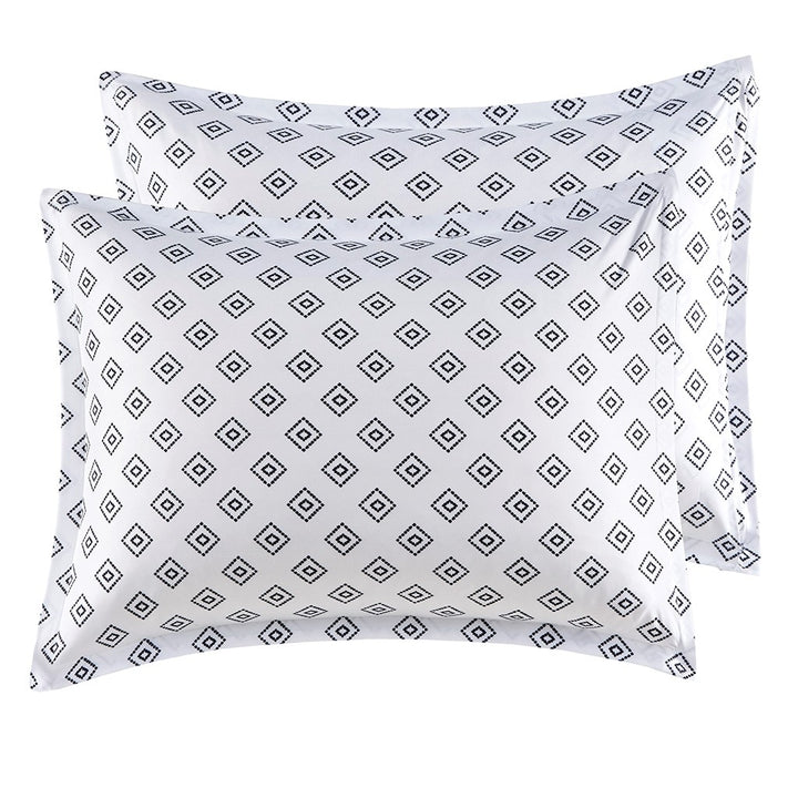 Gracie Mills Johnny Adaptable Beauty Reversible Comforter Collection - GRACE-15169 Image 3