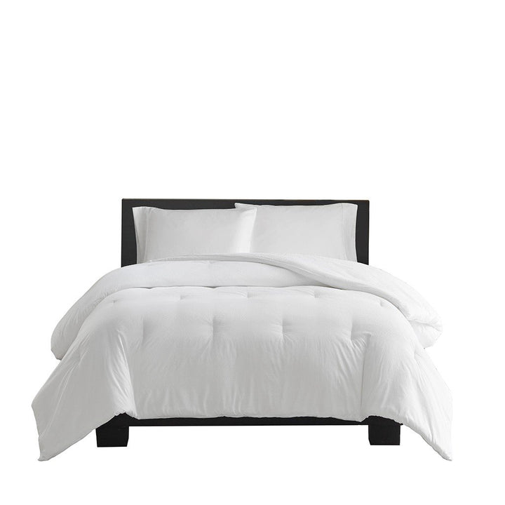 Gracie Mills Leonard Solid Honeycomb Oversized Down Alternative Comforter - GRACE-15488 Image 1