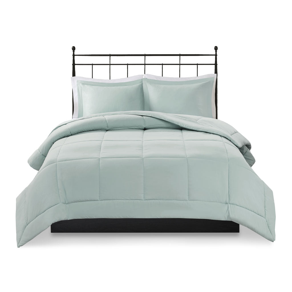 Gracie Mills Jacquelyn Ultra Soft Solid Microcell Down Alternative Comforter Set - GRACE-3601 Image 3