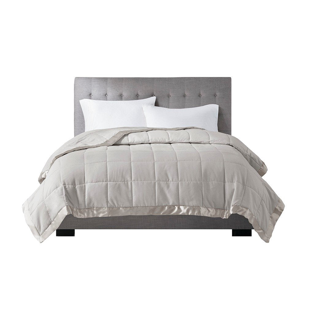 Gracie Mills All-Season Down Alternative Blanket Satin Trim GRACE-3603 Soft Warm Image 1