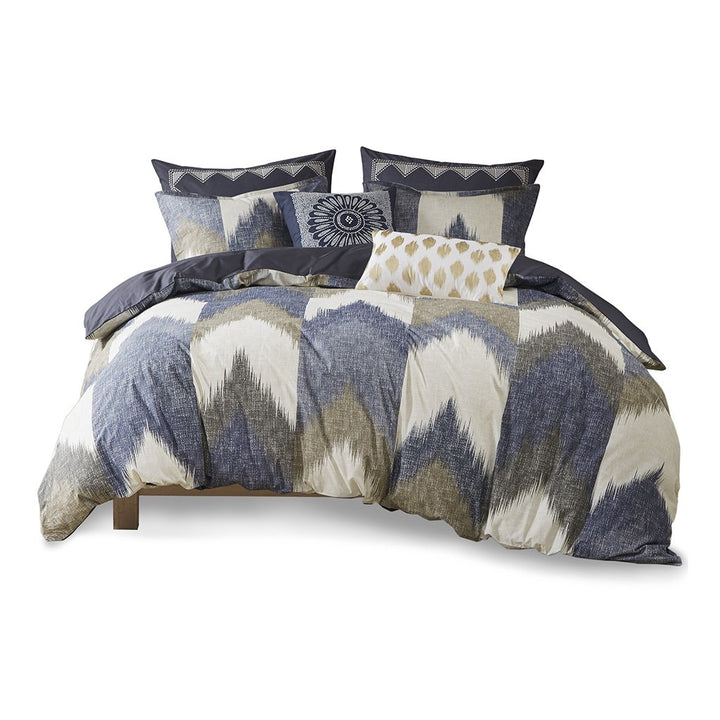 Gracie Mills Heise 3-Piece Modern Ikat Chevron Duvet Cover Set - GRACE-5160 Image 1