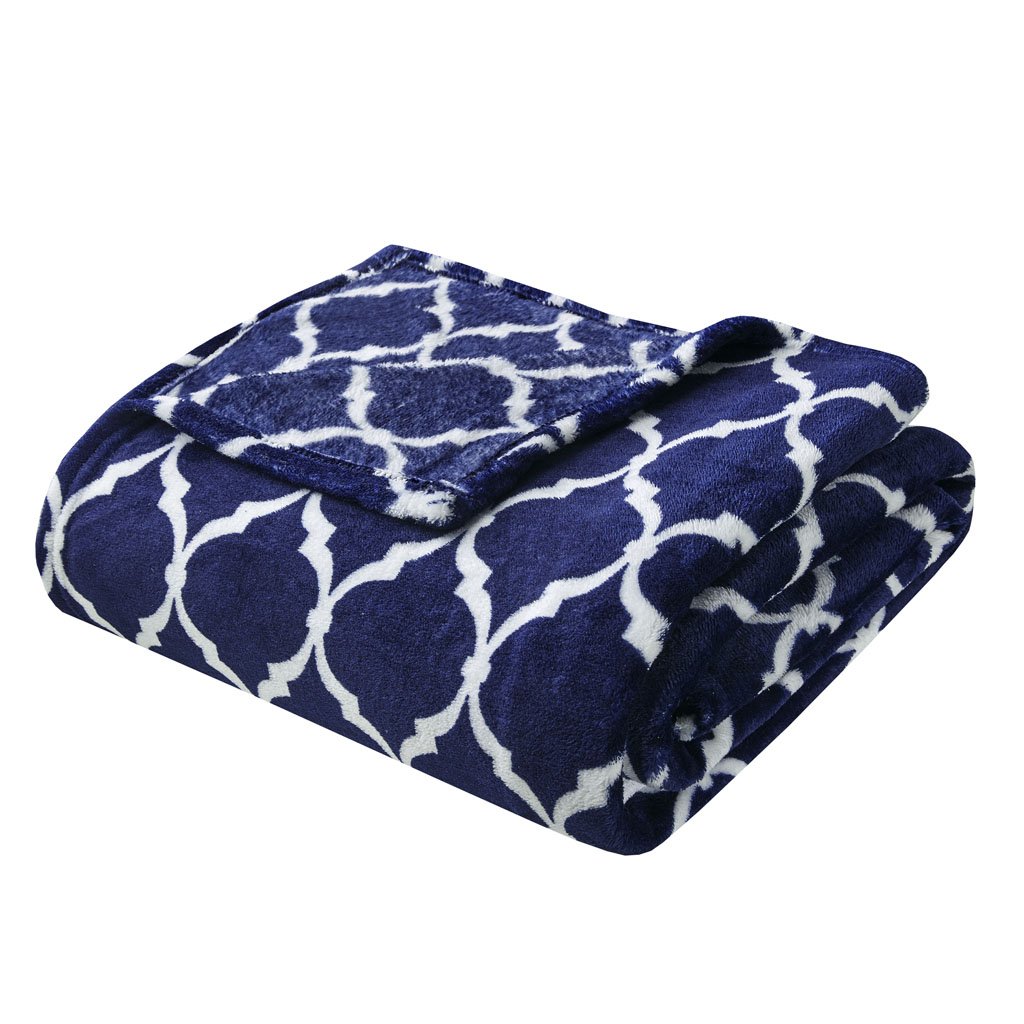 Gracie Mills Graig Modern Ogee Print Microlight Oversized Plush Throw Blanket - GRACE-6326 Image 1