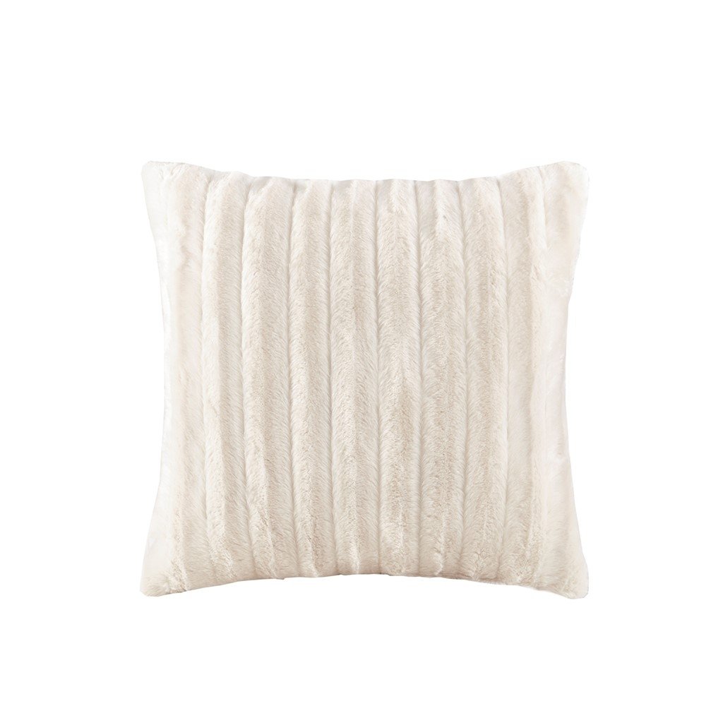 Gracie Mills Wilfred Faux faux Square Pillow - GRACE-6475 Image 1