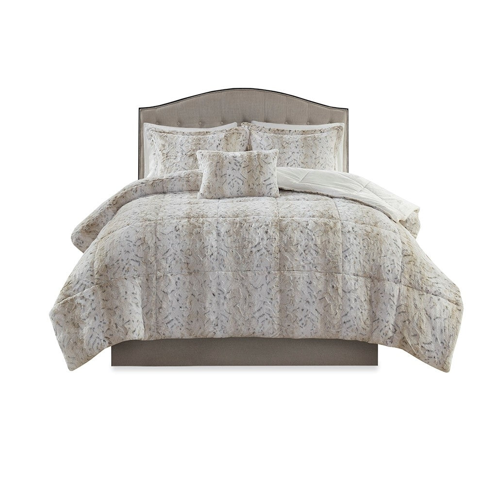 Gracie Mills Shawn 4-Peice Soft Faux faux to Mink Comforter Set - GRACE-7086 Image 4