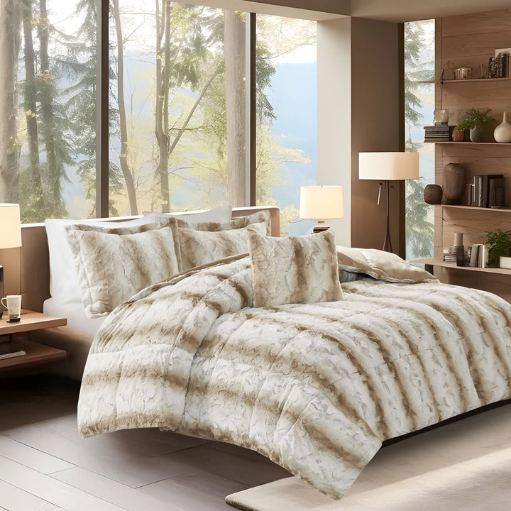 Gracie Mills Shawn 4-Peice Soft Faux faux to Mink Comforter Set - GRACE-7086 Image 1