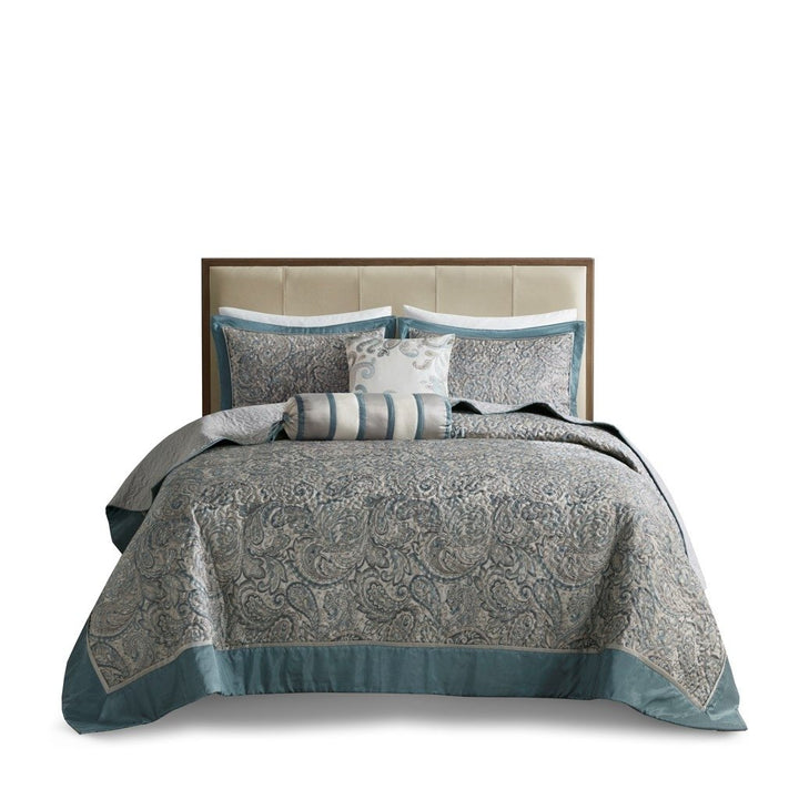 Gracie Mills Thornton 5-Piece Reversible Jacquard Bedspread Set with Throw Pillows - GRACE-8376 Image 4