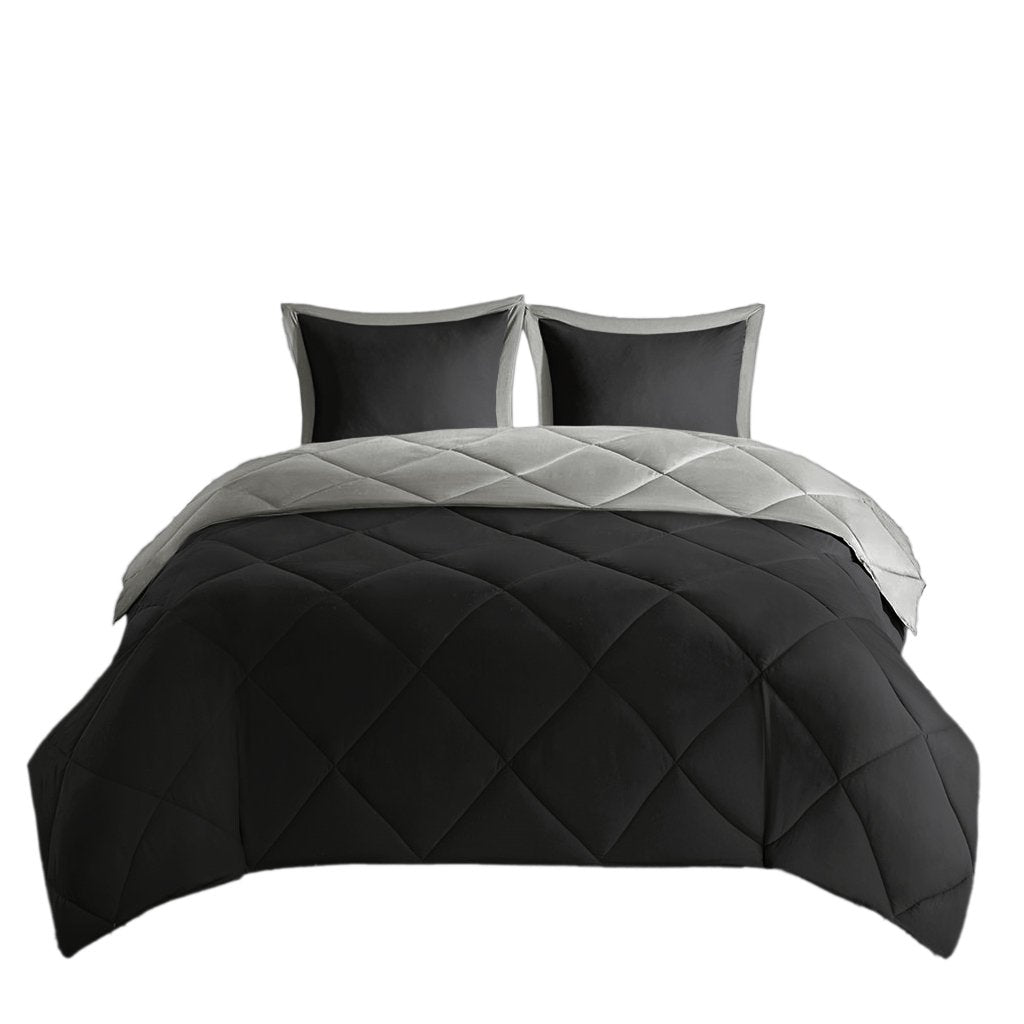 Gracie Mills Vicente Reversible Diamond Quilt Down Alternative Comforter Set with Moisture Resistant Protection - Image 8