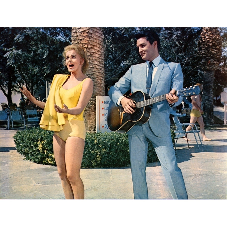 Ann Margret - Elvis Presley Yellow Photo Print (10 x 8) - Item DAP11497 Image 1