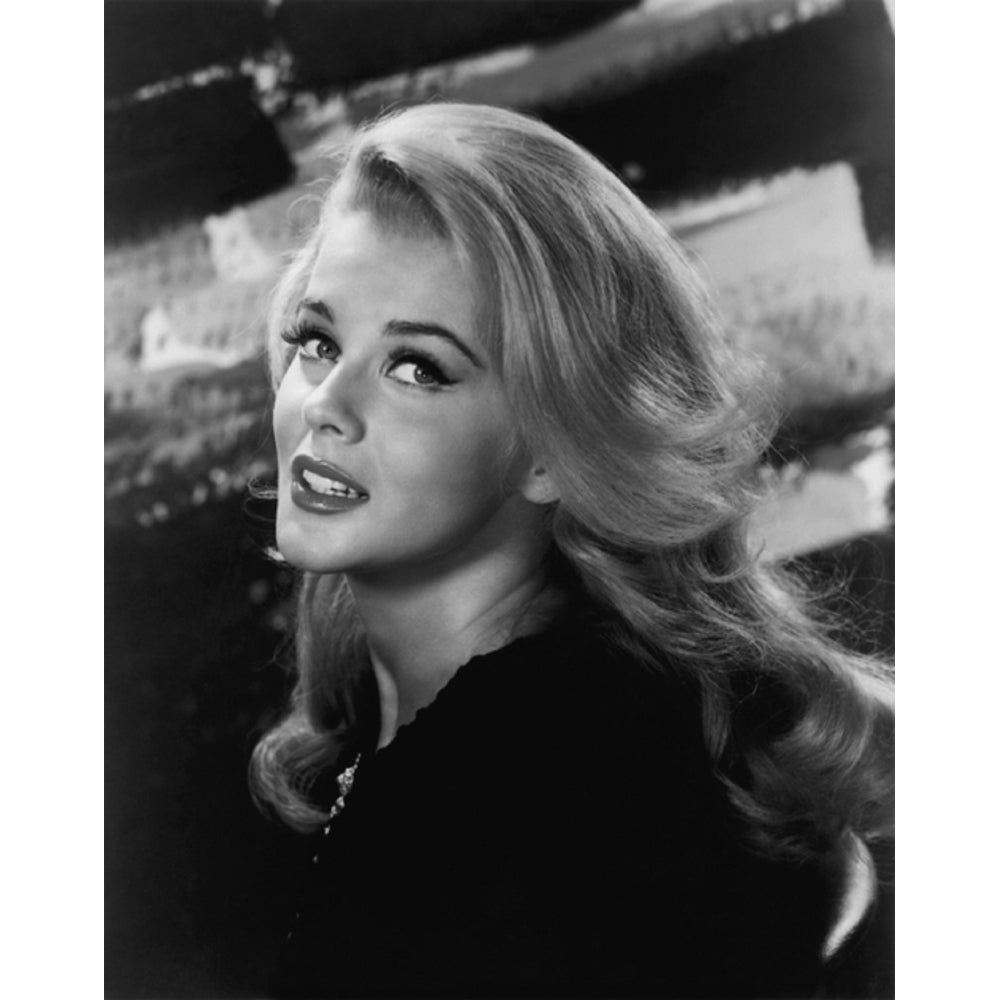 Ann Margret - Black and White Portrait Photo Print (8 x 10) - Item DAP11557 Image 1